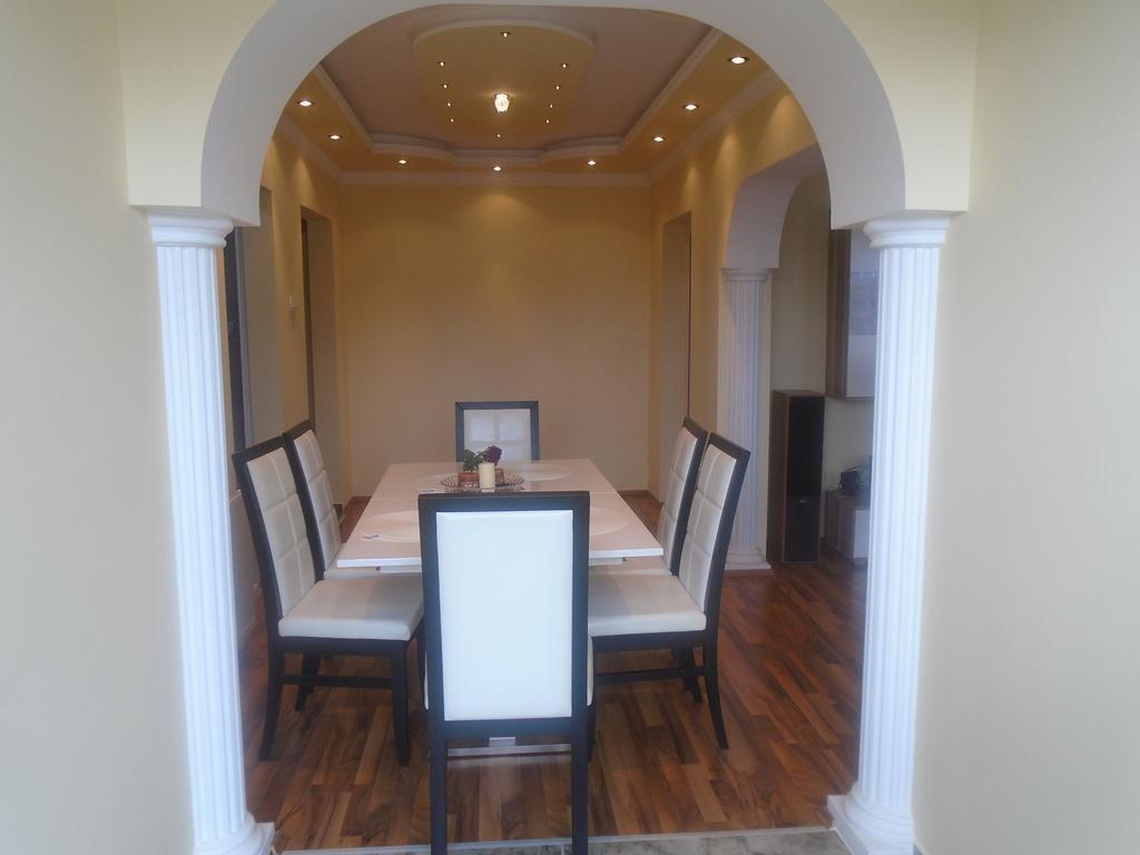 Apartment Peca Кладово Екстериор снимка